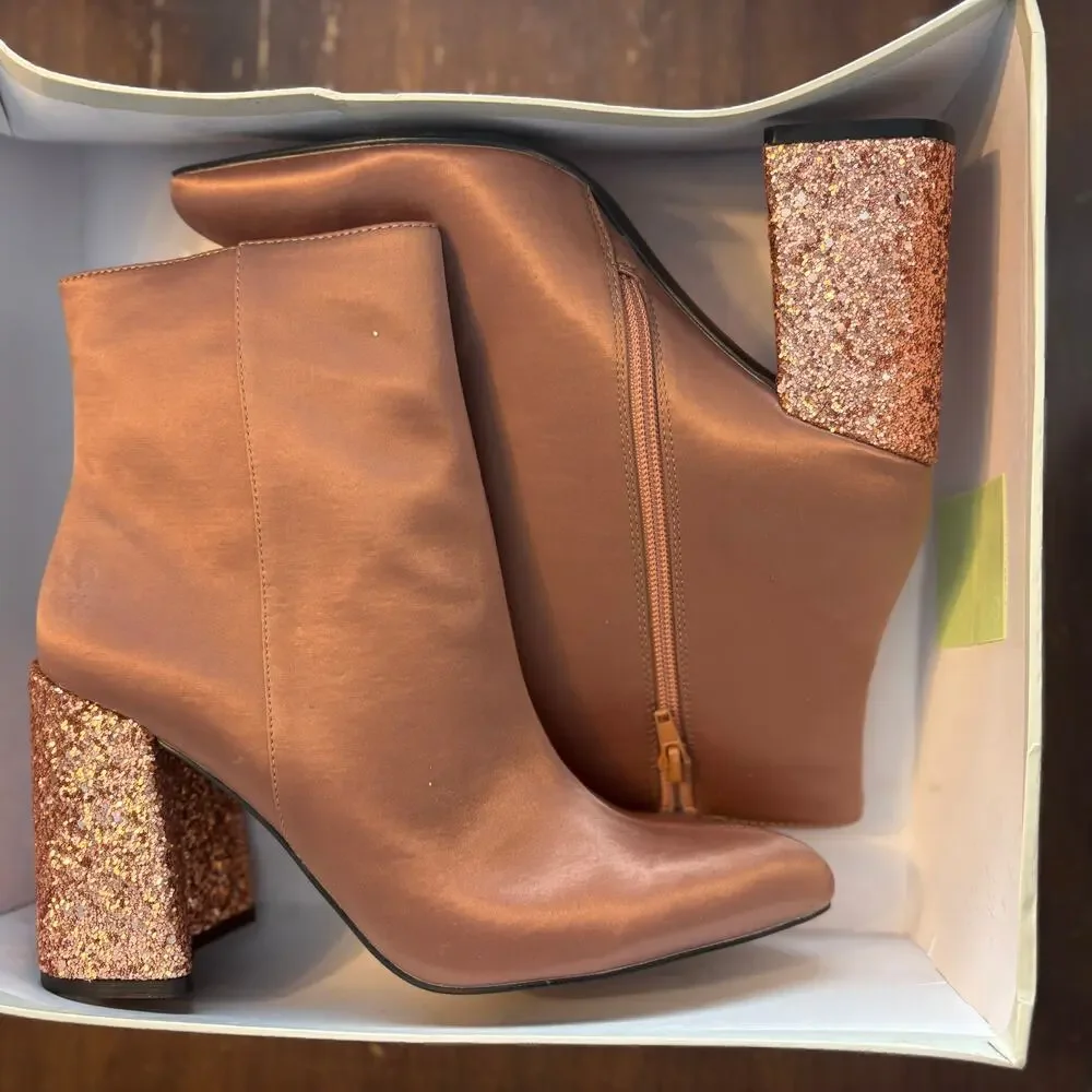 Shellys London Hugsy Satin Boots 8.5 NWT Tan Ankle Heel Glam Sequin Glitter
